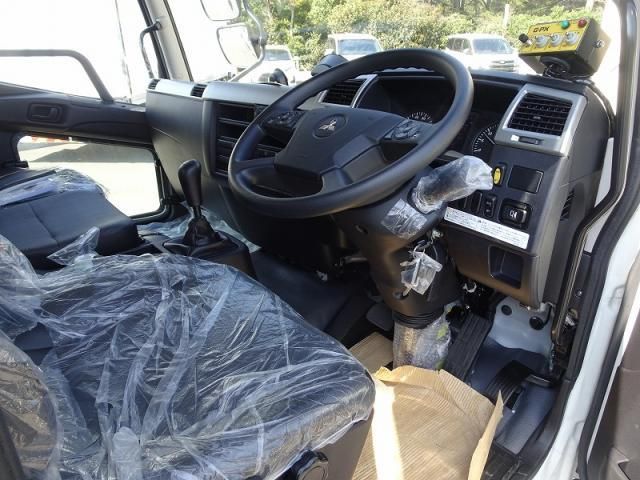 MITSUBISHI FUSOU FIGHTER 2025 Image 31