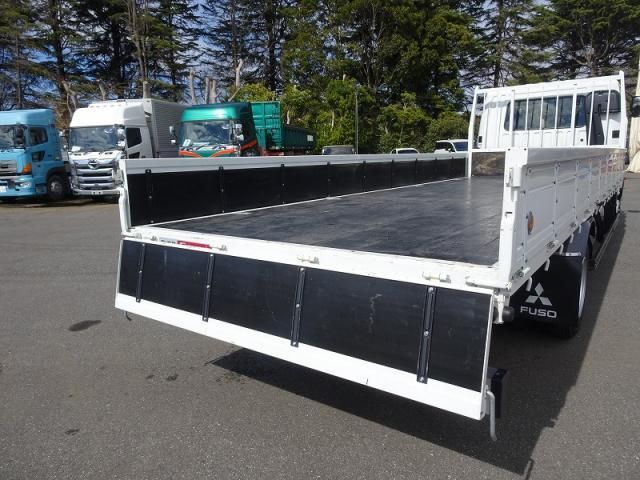 MITSUBISHI FUSOU FIGHTER 2024 Image 31