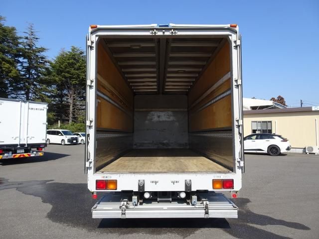 ISUZU FORWARD 2018 Image 31