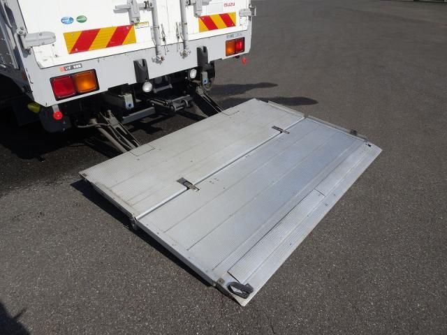 ISUZU FORWARD 2018 Image 31