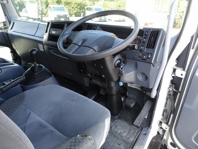 ISUZU FORWARD 2018 Image 31