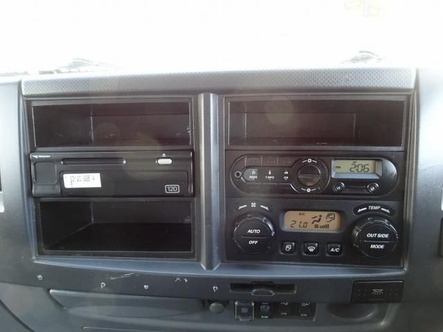 ISUZU FORWARD 2018 Image 31