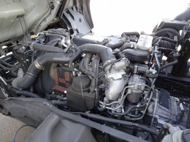 ISUZU FORWARD 2018 Image 31