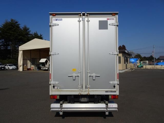 MITSUBISHI CANTER 2020 Image 31