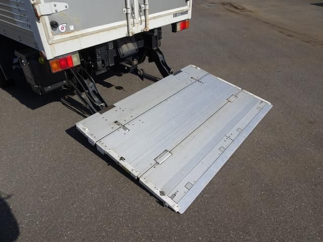 MITSUBISHI CANTER 2020 Image 31