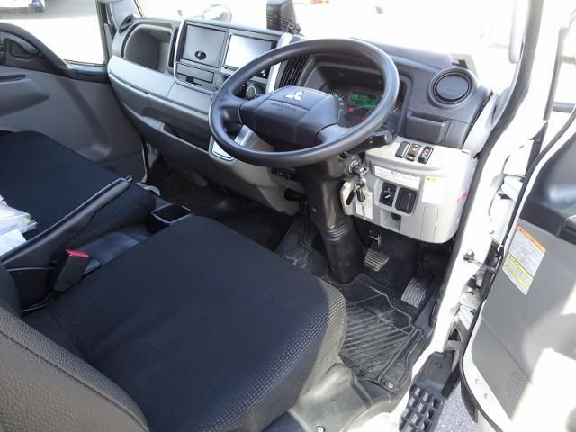 MITSUBISHI CANTER 2020 Image 31