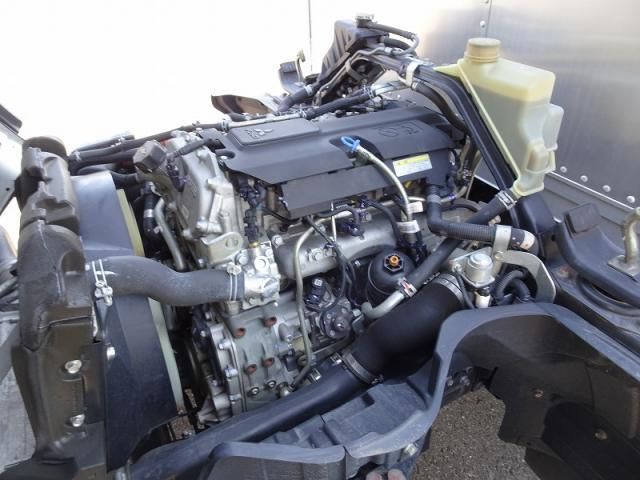 MITSUBISHI CANTER 2020 Image 31