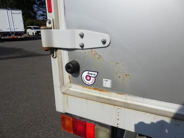 MITSUBISHI CANTER 2020 Image 31