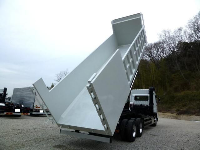 MITSUBISHI FUSOU SUPER GREAT 2025 Image 31