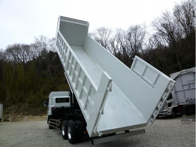 MITSUBISHI FUSOU SUPER GREAT 2025 Image 31