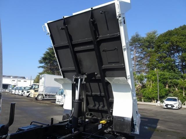 MITSUBISHI FUSOU FIGHTER 2025 Image 31