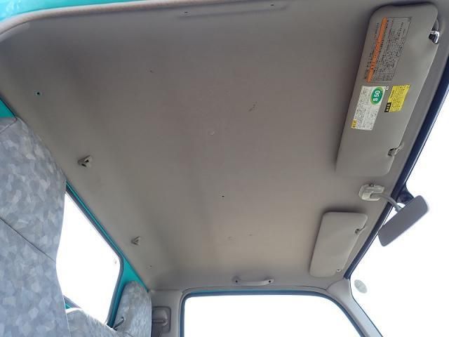 HINO DUTRO 2011 Image 31