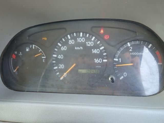 HINO DUTRO 2011 Image 31