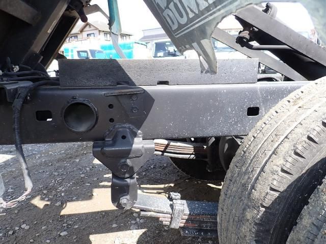 HINO DUTRO 2011 Image 31