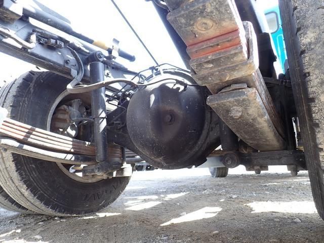 HINO DUTRO 2011 Image 31