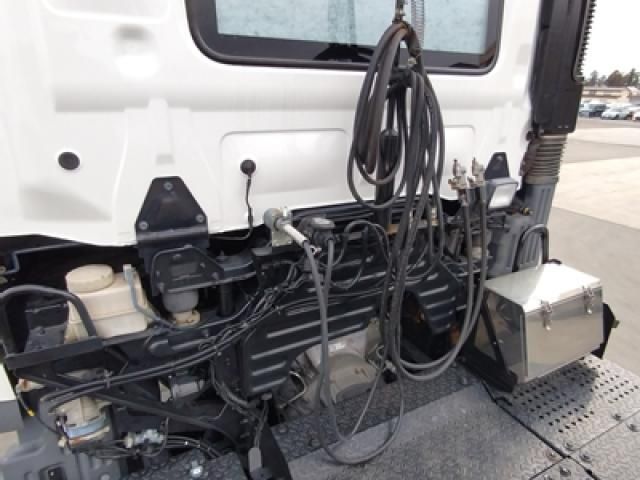 HINO PROFIA 2016 Image 31