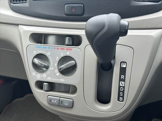 DAIHATSU MIRA E:S 2014 Image 31