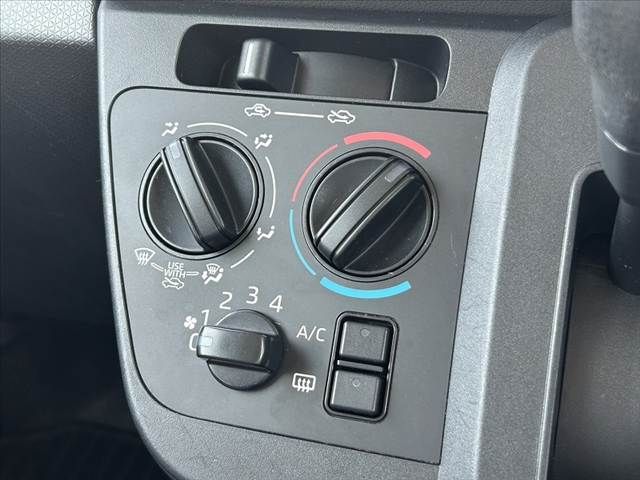 DAIHATSU TANTO 2020 Image 31