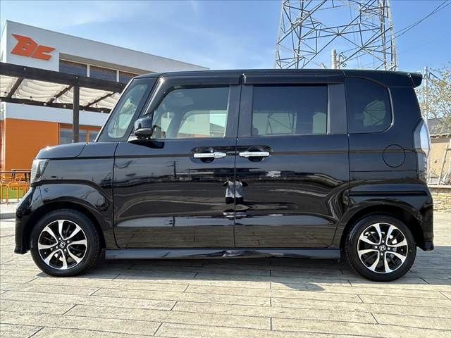 HONDA N BOX CUSTOM 2019 Image 31