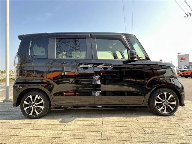 HONDA N BOX CUSTOM 2019 Image 31