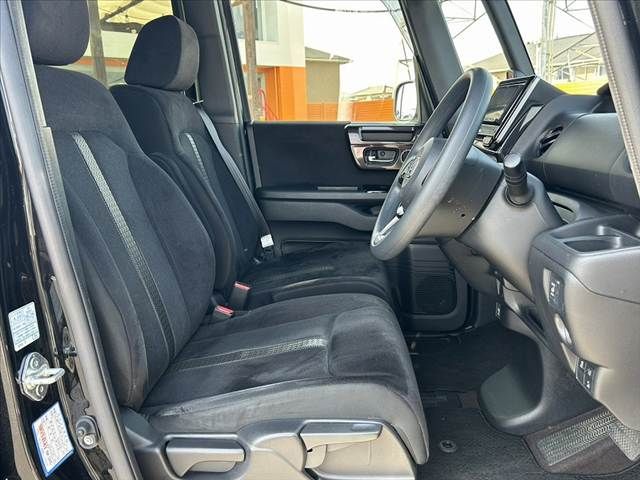 HONDA N BOX CUSTOM 2019 Image 31