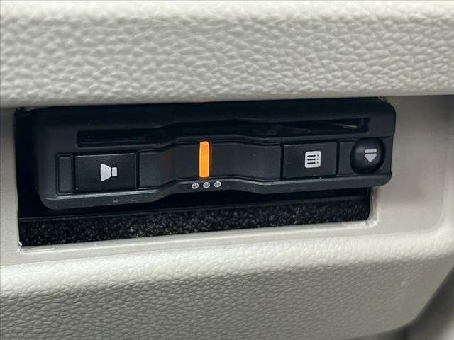 SUZUKI WAGON R 2019 Image 31