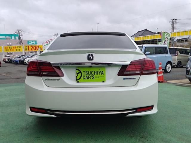 HONDA ACCORD HYBRID 2013 Image 31