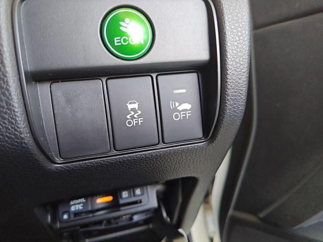 HONDA ACCORD HYBRID 2013 Image 31