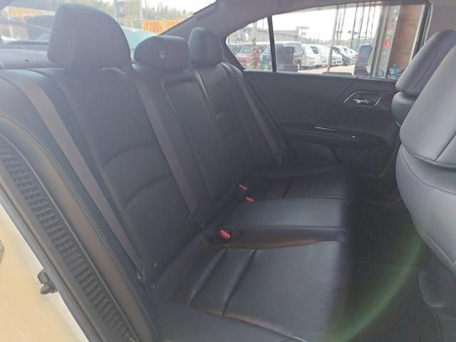 HONDA ACCORD HYBRID 2013 Image 31