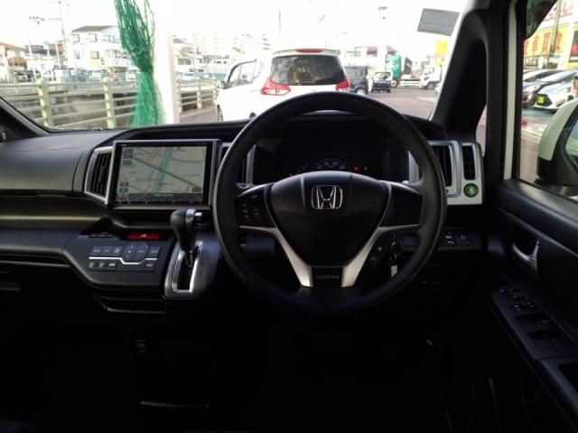 HONDA STEPWAGON SPADA 2013 Image 31