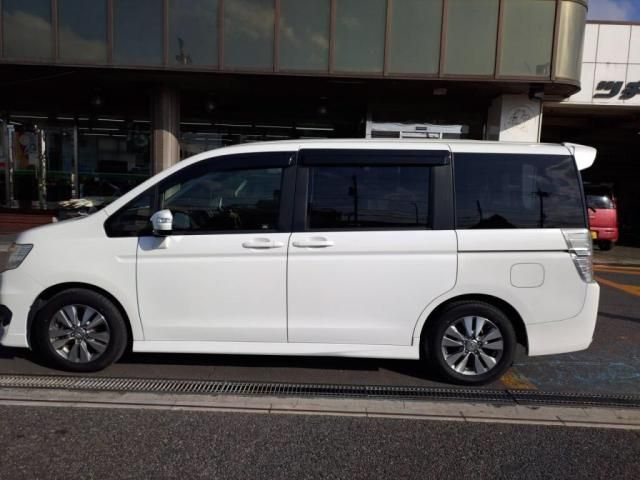 HONDA STEPWAGON SPADA 2013 Image 31