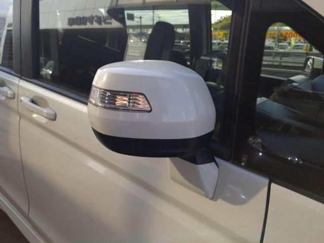 HONDA STEPWAGON SPADA 2013 Image 31