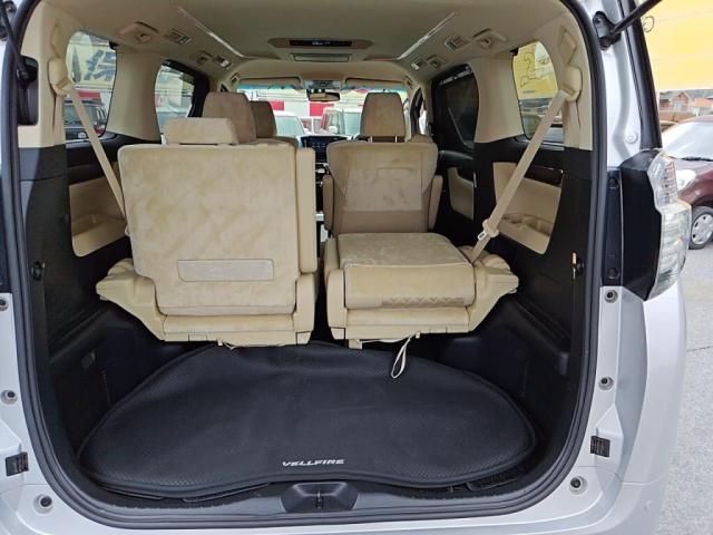 TOYOTA VELLFIRE 2017 Image 31