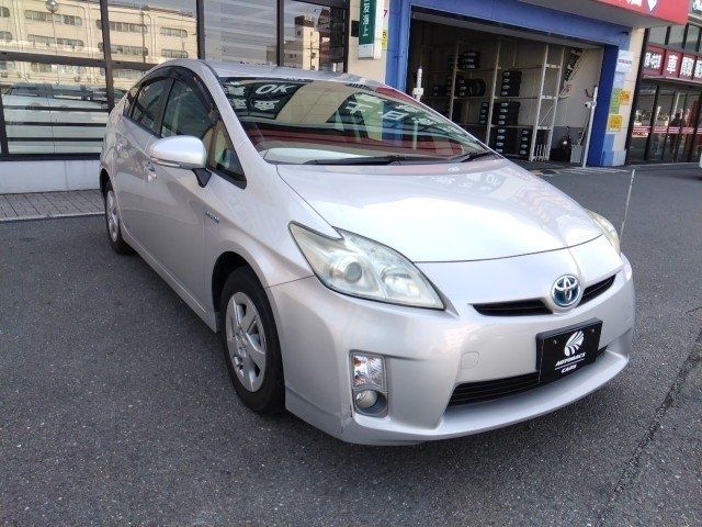 TOYOTA PRIUS 2010 Image 31