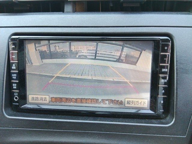 TOYOTA PRIUS 2010 Image 31