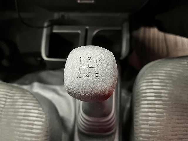 DAIHATSU HIJET TRUCK 4WD 2024 Image 31