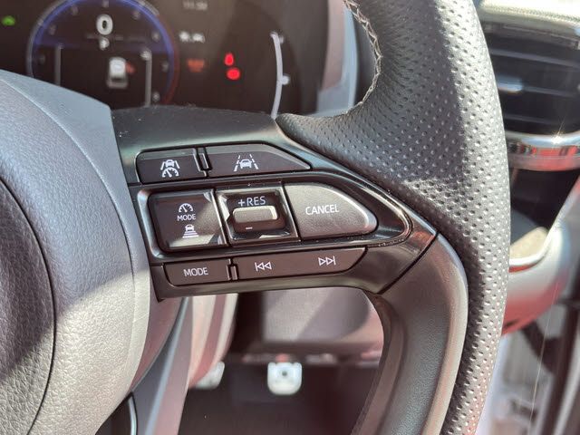 TOYOTA YARIS CROSS HYBRID 2024 Image 31