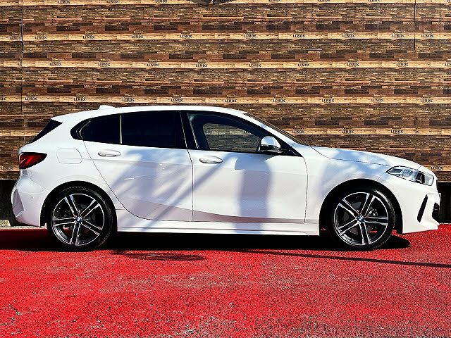 BMW 1SERIES 2020 Image 31