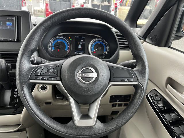 NISSAN ROOX 2023 Image 31