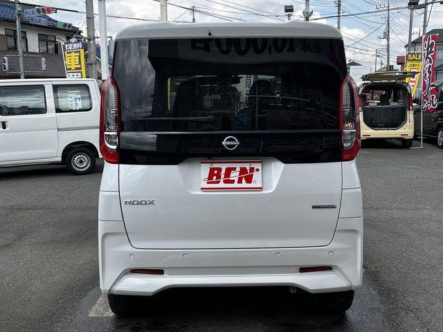 NISSAN ROOX 2023 Image 31