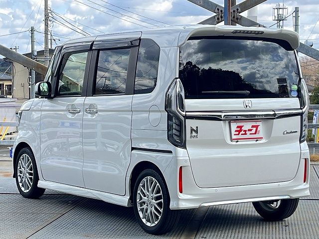 HONDA N BOX CUSTOM 2021 Image 31