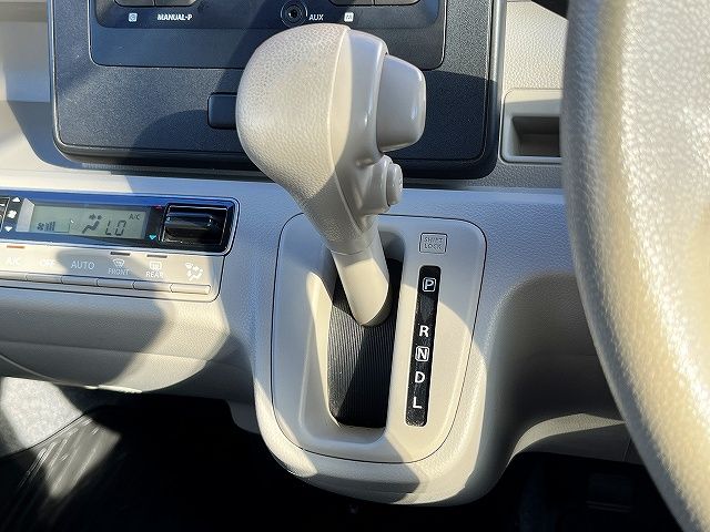 SUZUKI WAGON R 2017 Image 31