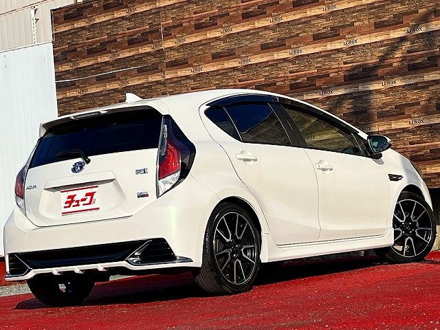 TOYOTA AQUA 2017 Image 31