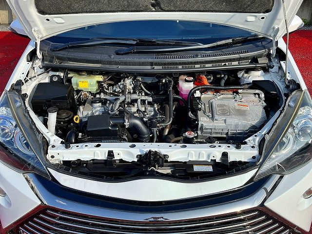 TOYOTA AQUA 2017 Image 31