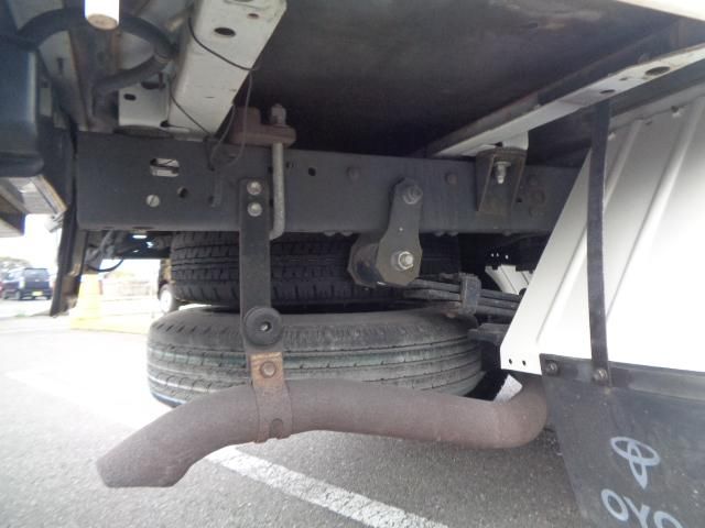 TOYOTA DYNA 2012 Image 31