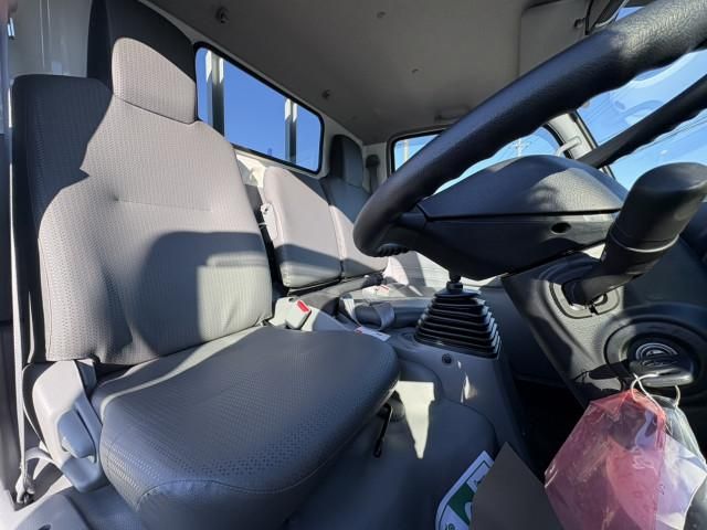 TOYOTA DYNA 2026 Image 31