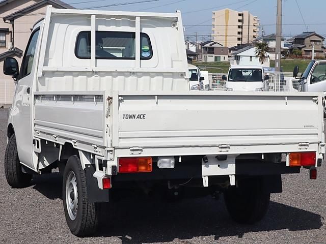 TOYOTA TOWNACE TRUCK 2WD 2021 Image 31