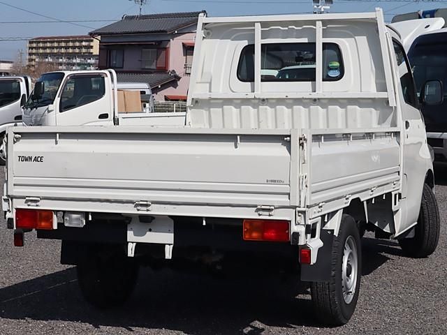 TOYOTA TOWNACE TRUCK 2WD 2021 Image 31