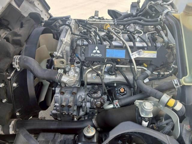 MITSUBISHI CANTER 2015 Image 31