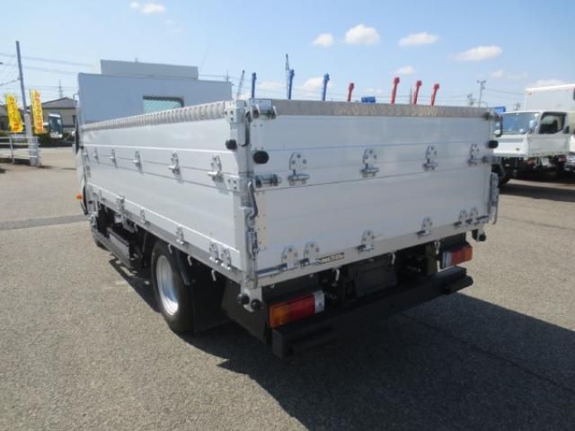 TOYOTA DYNA 2022 Image 31